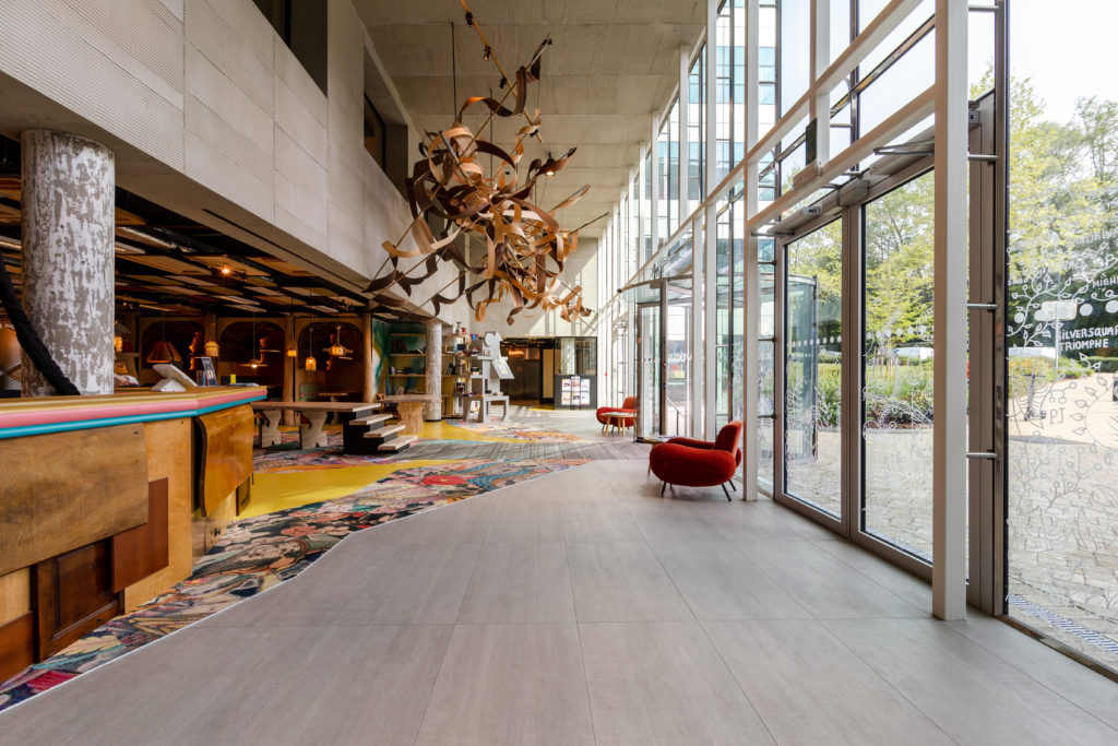 Entrée du campus acceuil ISTEC Bruxelles à Ixelles